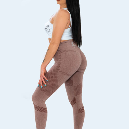 Pink leggings with high waist, push-up effect and holes around the thighs